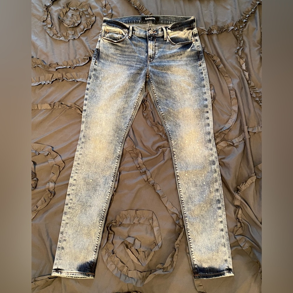 NWOT Express acid wash, paint splatter Jeggings